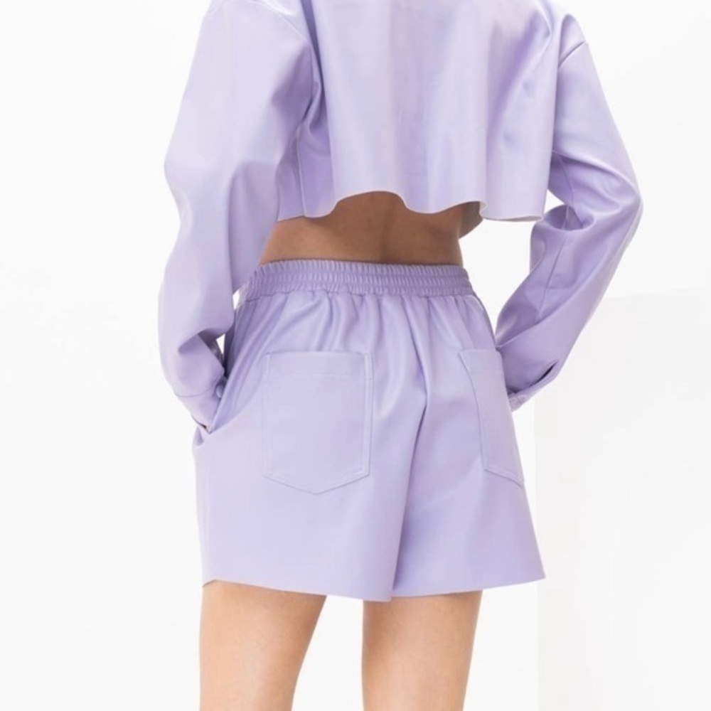 Lavender High-Waisted Vegan Leather Shorts - Picture 5 of 6